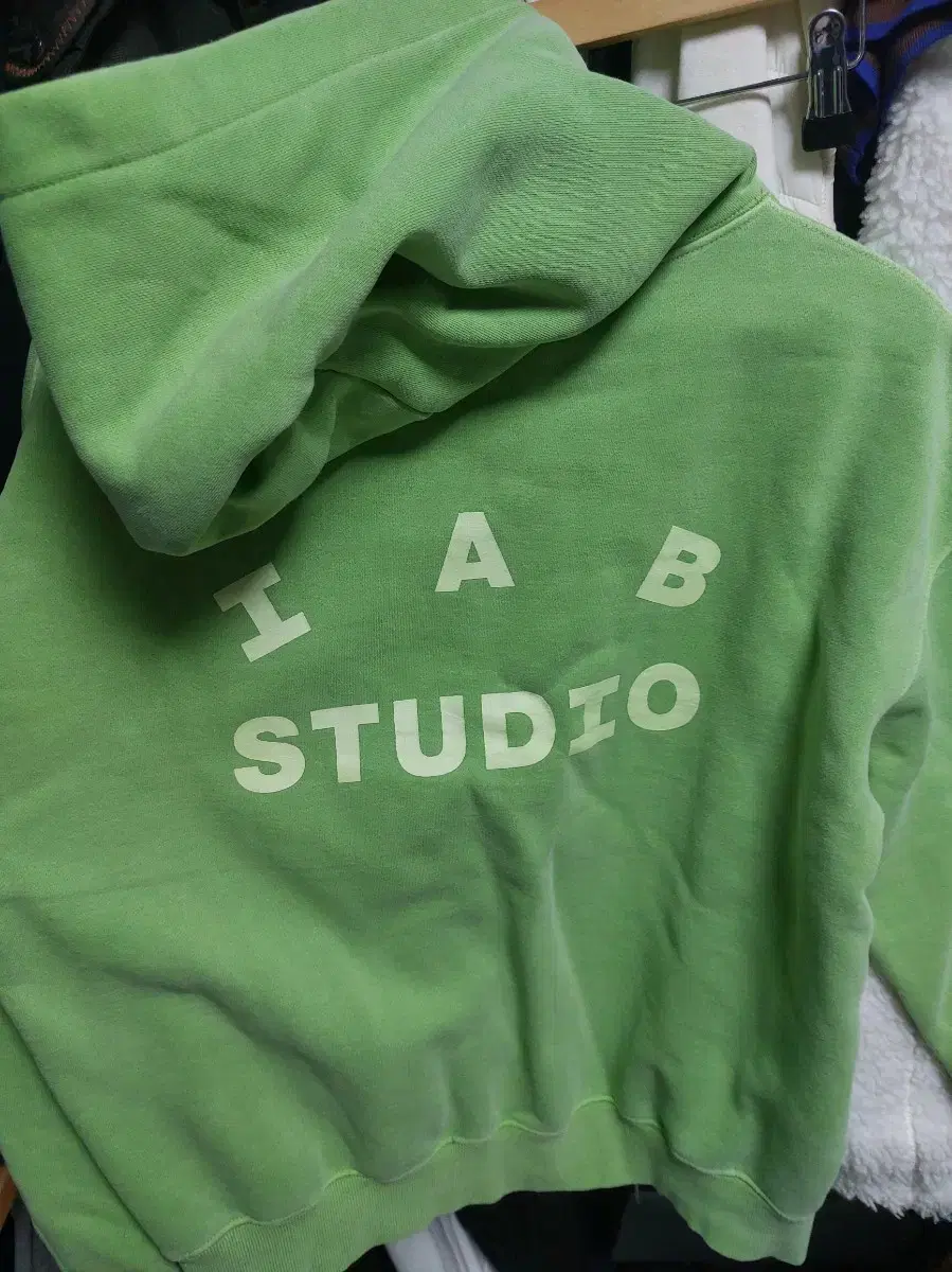 thumbnail-6